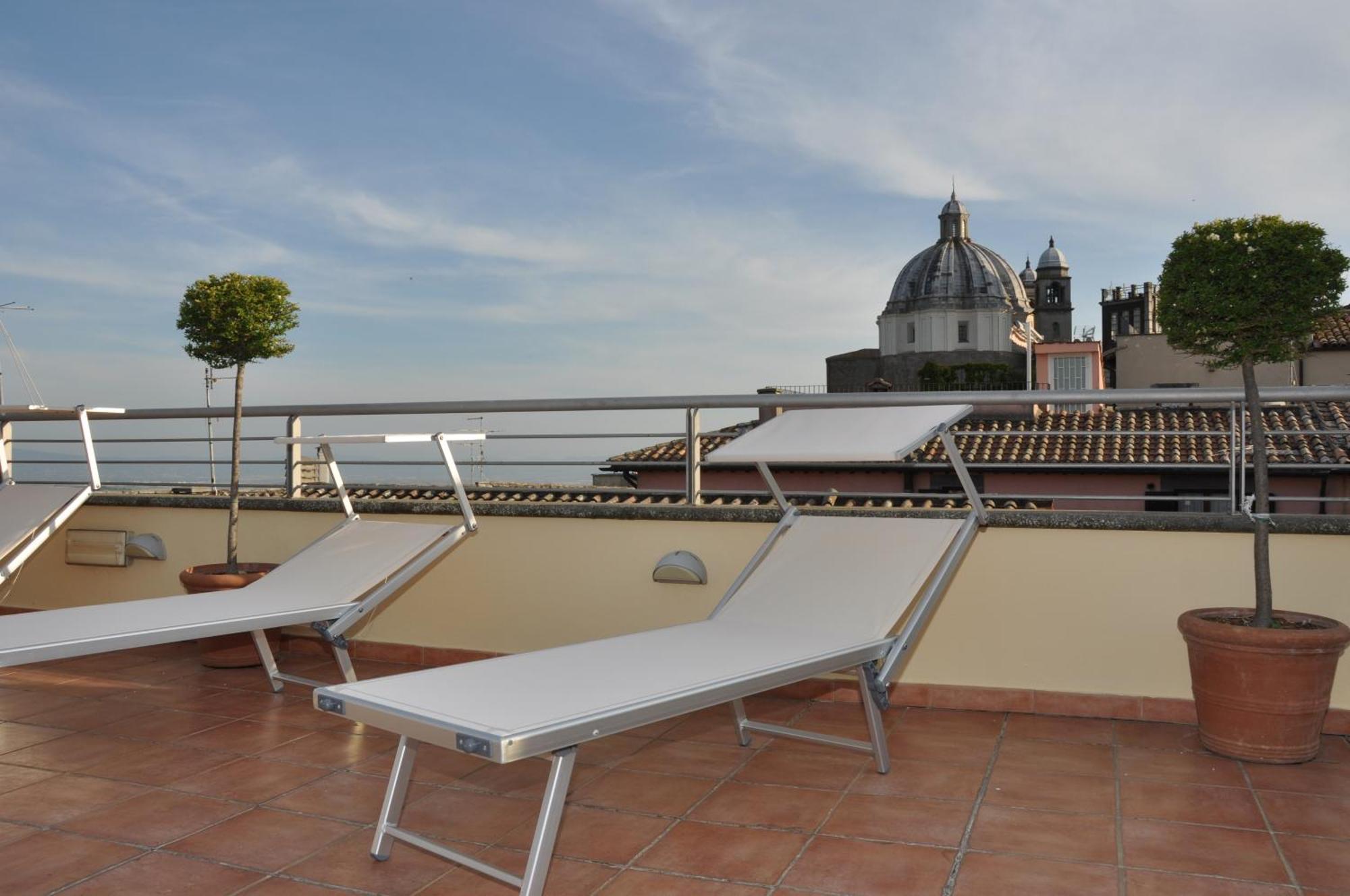 Hotel Urbano V Montefiascone Exteriér fotografie