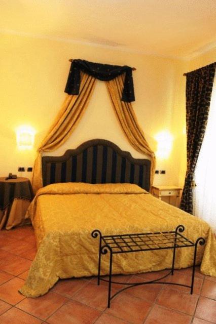Hotel Urbano V Montefiascone Pokoj fotografie